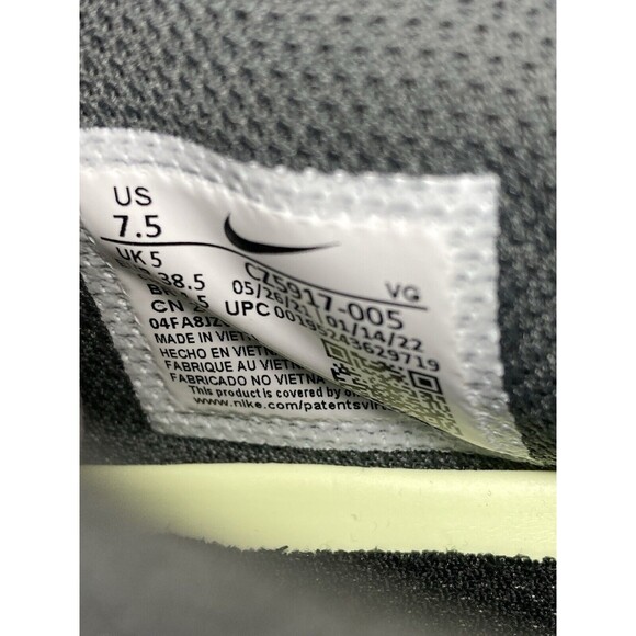 Nike Women’s HyperDiamond 4 Elite Softball Metal Cleats Size 7.5 (CZ5917-005) - Picture 7 of 10